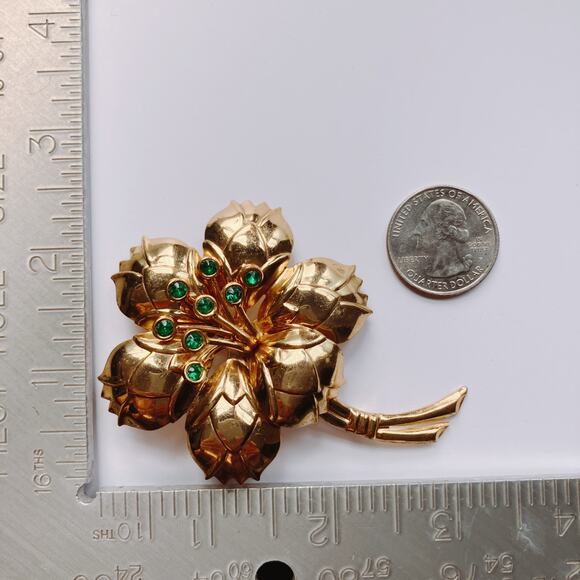 VTG Mid Century Large Brooch Green Rhinestone Floral 1940s 50s Gold Tone Pin - Picture 7 of 9